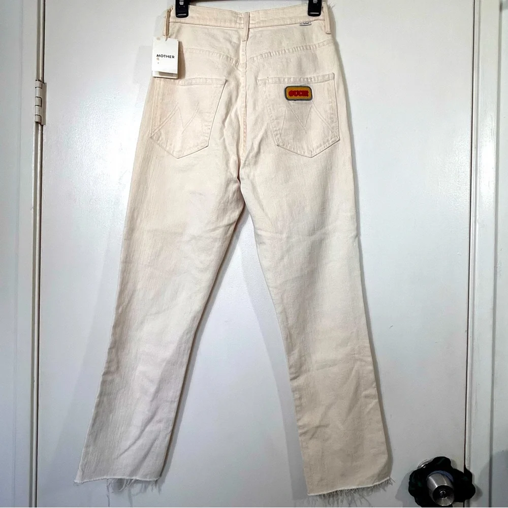 Mother NWT The Dazzler "Ouch" Shift Jeans in Cream- Size 28 - Picture 3 of 15